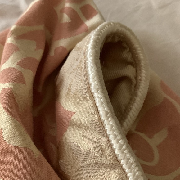 Nicole Miller- Duvet Cover Queen- Very Good Condition - Picture 5 of 7